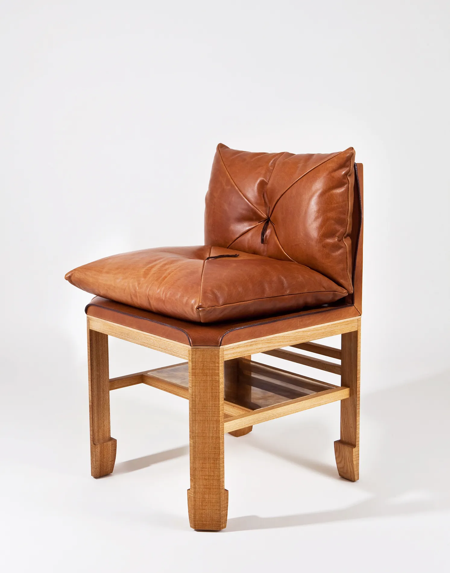 赤坂 花のれん 花楽 Chair 02